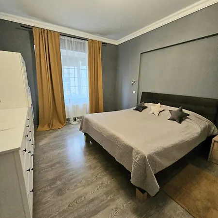 Camelia Марианске-Лазне